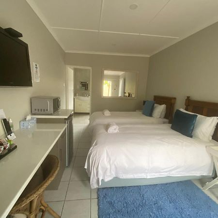 Busa Guest House East London Bagian luar foto
